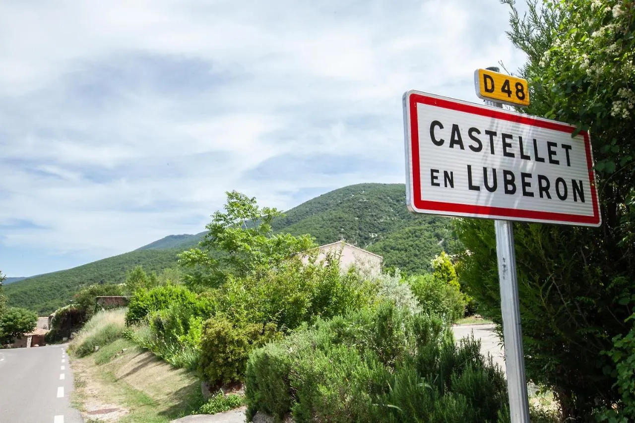 Holiday home Gite St Roch En Luberon Castellet-en-Luberon