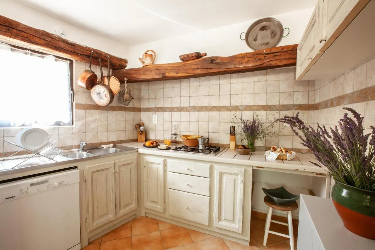 Holiday home Gite St Roch En Luberon Castellet-en-Luberon France